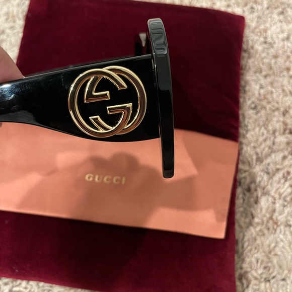 Gucci sunglasses - Picture 4 of 7